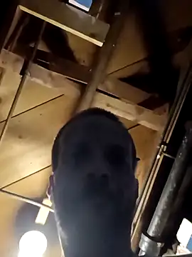 Whipit323 online show from April 2026 04:32:02 AM