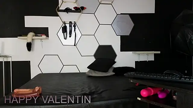 haileycat online show from February 2025 06:33:02 AM