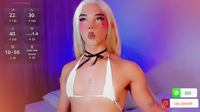 DanniLee  online show from March 2026 07:08:02 PM