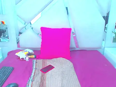 Paris Squirt  online show from January 2026 08:51:02 PM