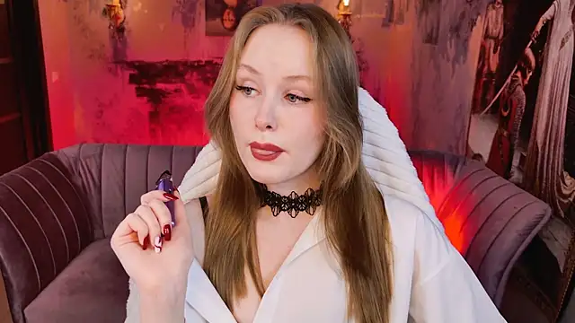 VivienLeeigh online show from April 2026 05:25:02 AM