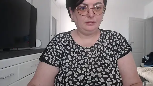 Amandamuller1982 online show from April 2026 06:08:01 AM