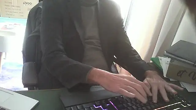 shyfrenchcock1 online show from January 2026 01:27:02 PM