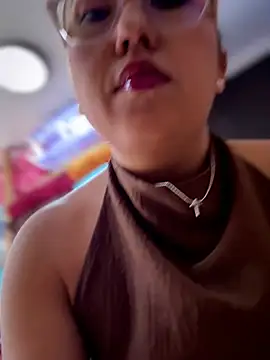 VIOLETA-25  online show from June 2026 03:27:01 PM