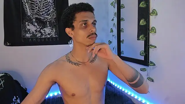 Aroonn b online show from December 2024 02:14:01 AM