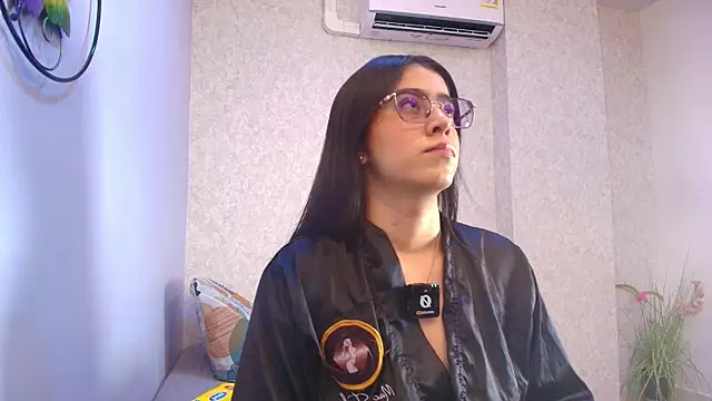 Amy wats0n online show from December 2025 07:09:01 PM