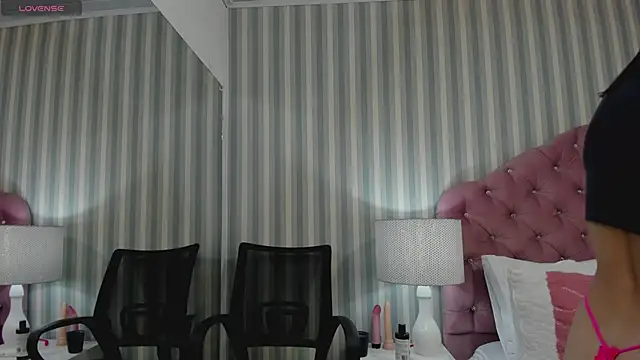 Snapshot of HazelMoret chatting on March 2025 11:58:02 AM HazelMoret online show from March 2025 11:58:02 AM