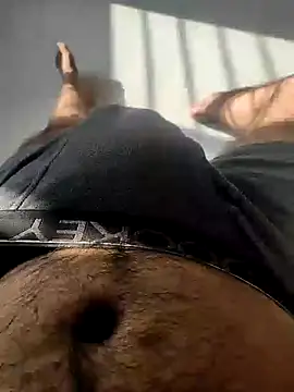 Snapshot of themostnaughtiestguyy chatting on November 2025 03:05:02 AM themostnaughtiestguyy online show from November 2025 03:05:02 AM