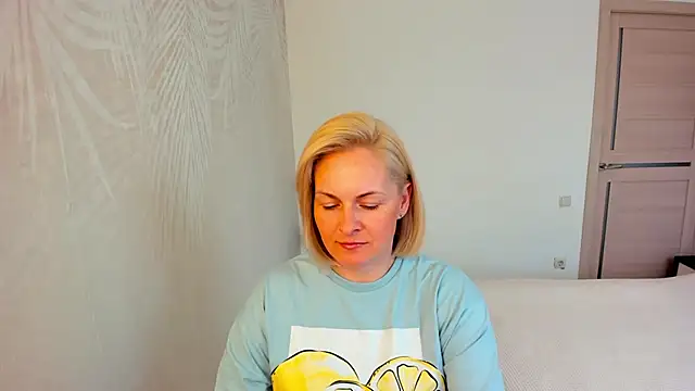 Alicee Gracee online show from April 2026 10:10:01 AM