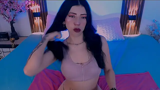 Snapshot of AmyHE chatting on July 2026 11:46:02 AM AmyHE online show from July 2026 11:46:02 AM