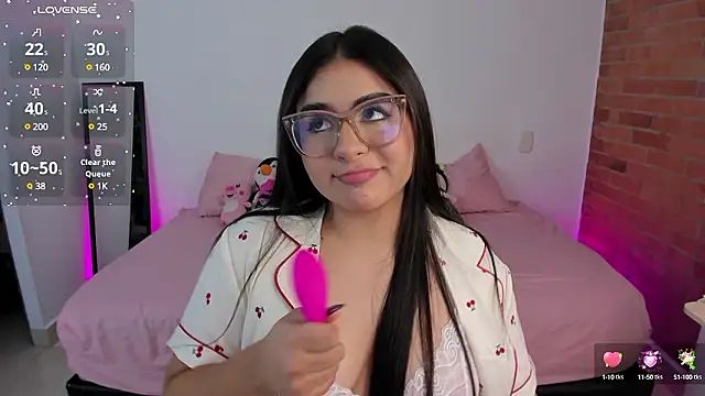 charlotte blass online show from December 2024 10:35:02 AM