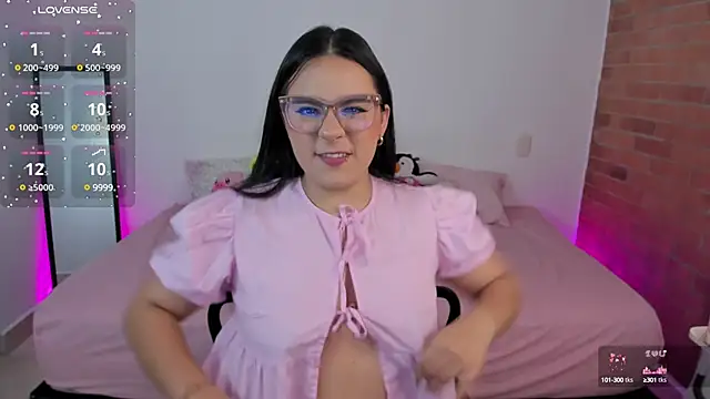 charlotte blass online show from December 2024 02:28:01 AM