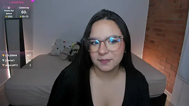 charlotte blass online show from January 2025 04:33:02 AM