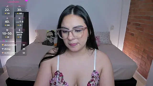 charlotte blass online show from January 2025 05:05:01 AM