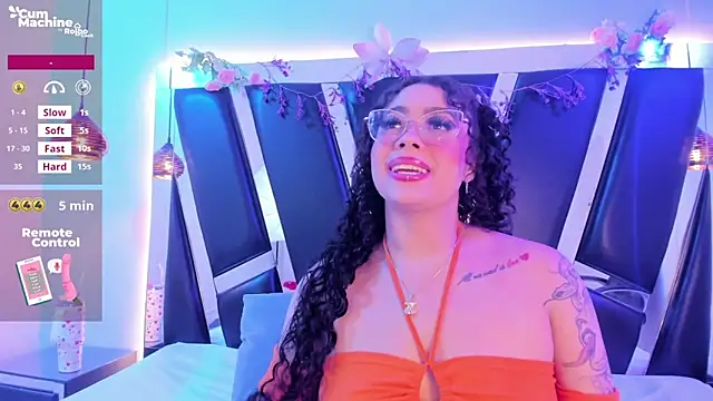 antonelllepiercee online show from April 2026 11:25:02 AM