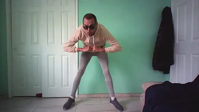 Pumpndeep online show from February 2025 06:59:01 PM