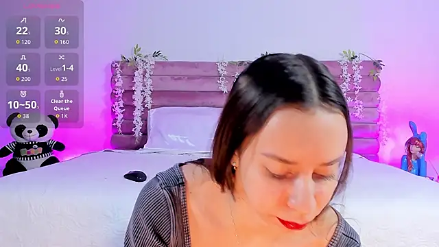 AbyCooper online show from April 2026 06:23:02 PM