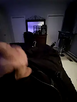 CrookedMisterniceguy online show from April 2026 01:54:01 AM