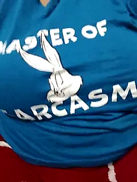 Hottyalia online show from April 2026 05:59:02 PM