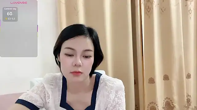 Linda-LL online show from June 2026 01:06:02 PM