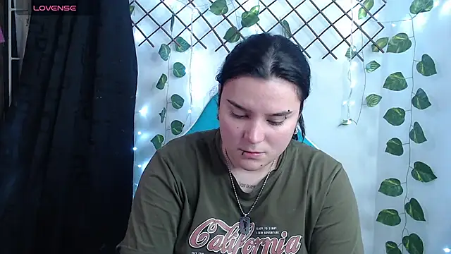 Snapshot of Nika_1_ chatting on June 2026 12:44:02 AM Nika 1 online show from June 2026 12:44:02 AM