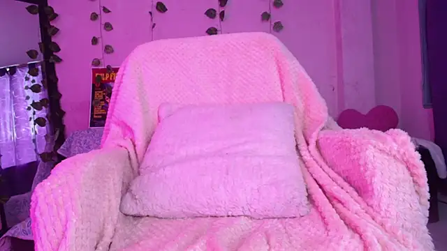 Snapshot of Gaby_Tailor chatting on January 2025 08:33:02 PM Gaby Tailor online show from January 2025 08:33:02 PM