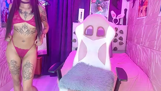 Snapshot of Gaby_Tailor chatting on March 2025 11:06:01 PM Gaby Tailor online show from March 2025 11:06:01 PM