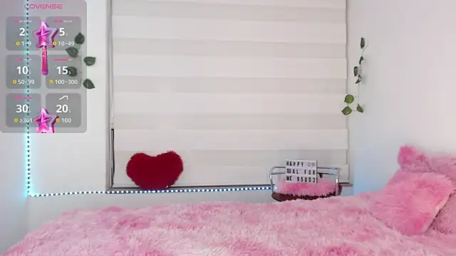 Snapshot of Gaby_Tailor chatting on September 2025 12:10:02 AM Gaby Tailor online show from September 2025 12:10:02 AM