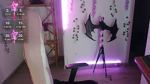 Snapshot of Gaby_Tailor chatting on March 2026 12:03:02 AM Gaby Tailor online show from March 2026 12:03:02 AM