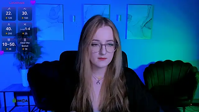 luna berryy online show from March 2026 08:14:01 PM