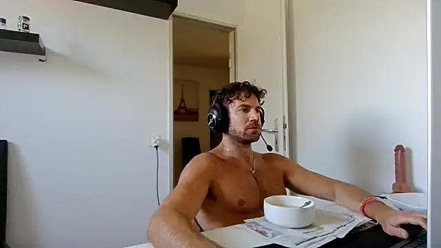 alpha-hunk online show from May 2026 10:31:02 AM