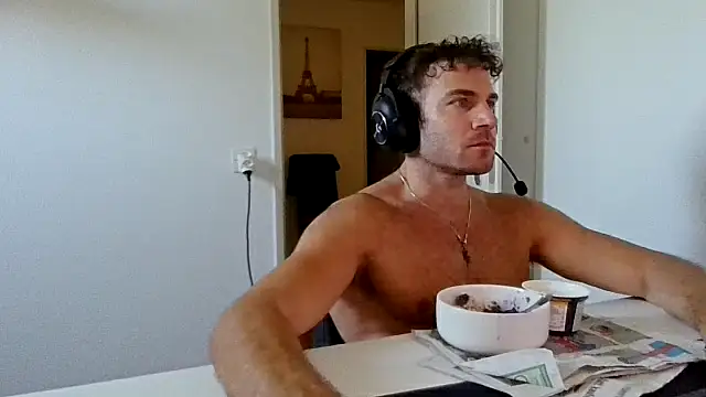 Snapshot of alpha-hunk chatting on June 2026 10:41:01 AM alpha-hunk online show from June 2026 10:41:01 AM