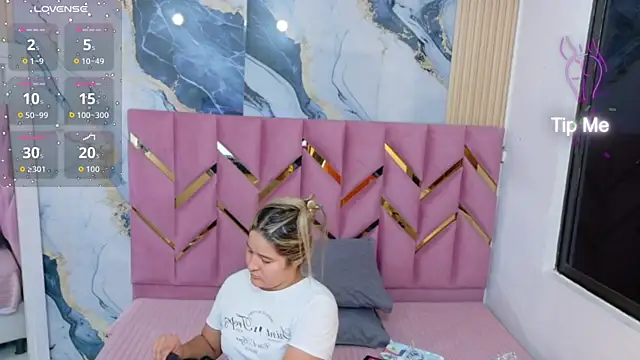 collegepawglovedaddy online show from April 2026 07:59:02 PM