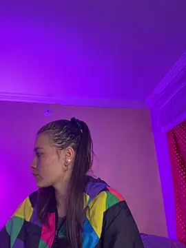 aurora divine online show from February 2026 09:02:01 PM