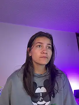 aurora divine online show from March 2026 03:11:01 PM