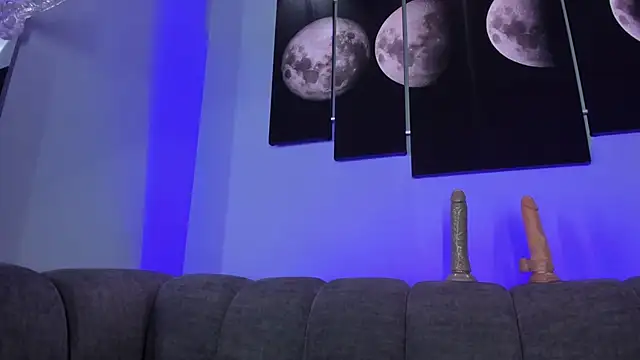 maddy walker online show from December 2024 02:31:01 AM