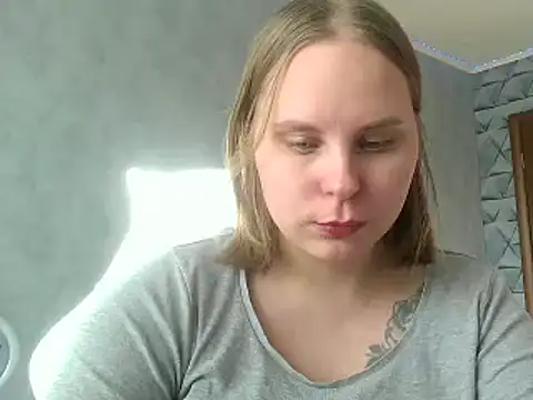 Thalia  Star online show from February 2025 01:19:02 PM