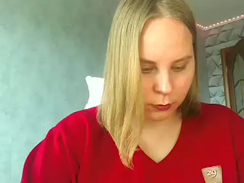 Thalia  Star online show from February 2025 08:39:01 AM