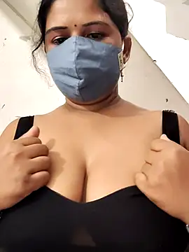 Snapshot of Dr_Chhaya chatting on July 2026 06:07:02 AM Dr Chhaya online show from July 2026 06:07:02 AM