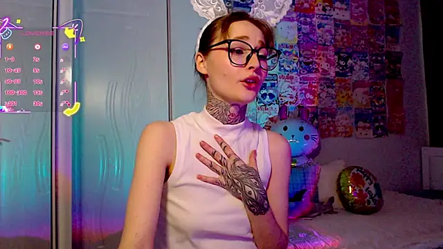 Milky way UwU online show from April 2026 04:21:02 AM