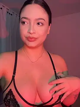 NathRossi online show from November 2025 01:00:01 AM