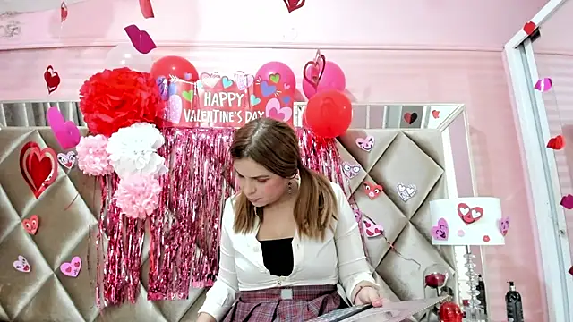 Aurora-Rossi online show from February 2026 02:40:01 AM