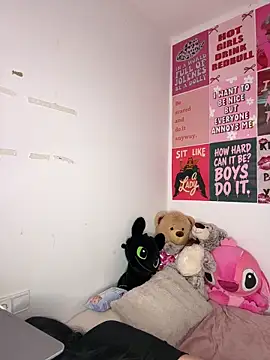 yorkshiregal online show from April 2026 07:20:01 AM