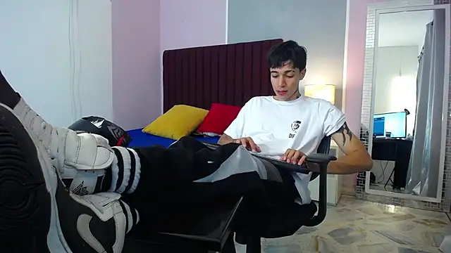 Zacktk7 online show from January 2025 01:27:02 AM