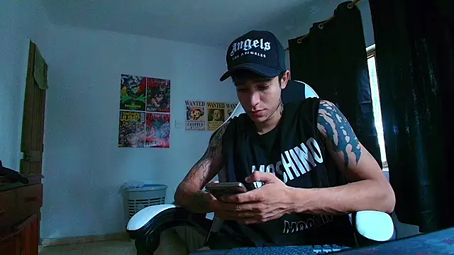 Zacktk7 online show from February 2025 05:07:01 PM