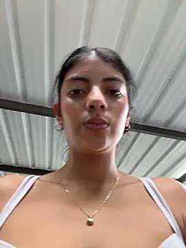 Baby Niels online show from March 2026 05:18:02 PM