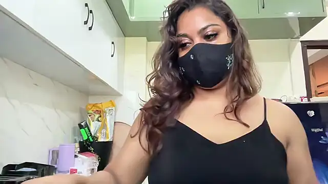 Snapshot of soniyatelugu chatting on February 2026 08:32:01 AM soniyatelugu online show from February 2026 08:32:01 AM