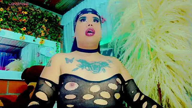 nauthyvalentina online show from March 2026 04:34:02 PM