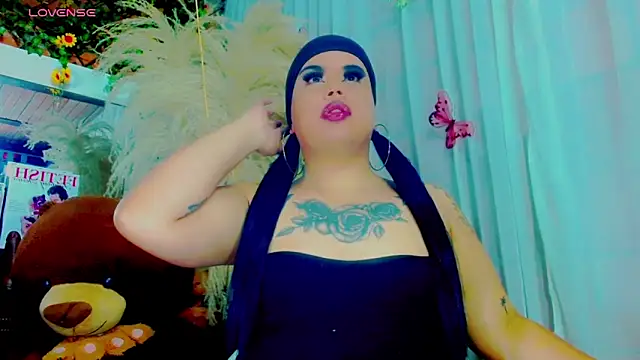 nauthyvalentina online show from April 2026 01:41:01 PM