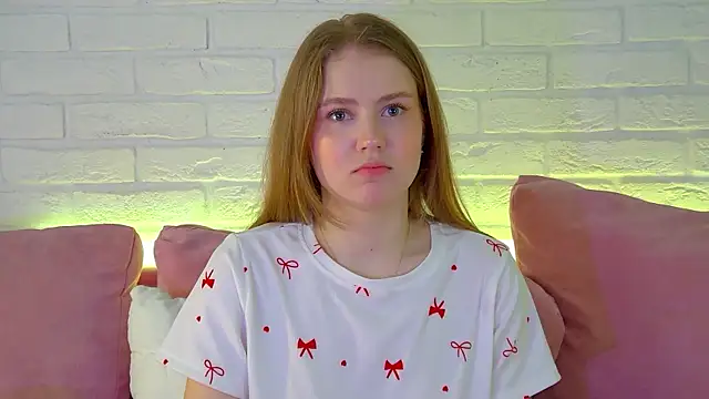 SelinSwarovski online show from March 2026 04:34:01 PM